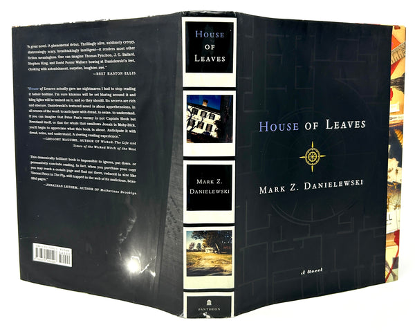 House of Leaves, Mark Z. Danielewski. First Edition.