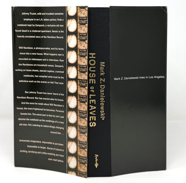 House of Leaves, Mark Z. Danielewski. Signed First UK Edition, 1st Printing.